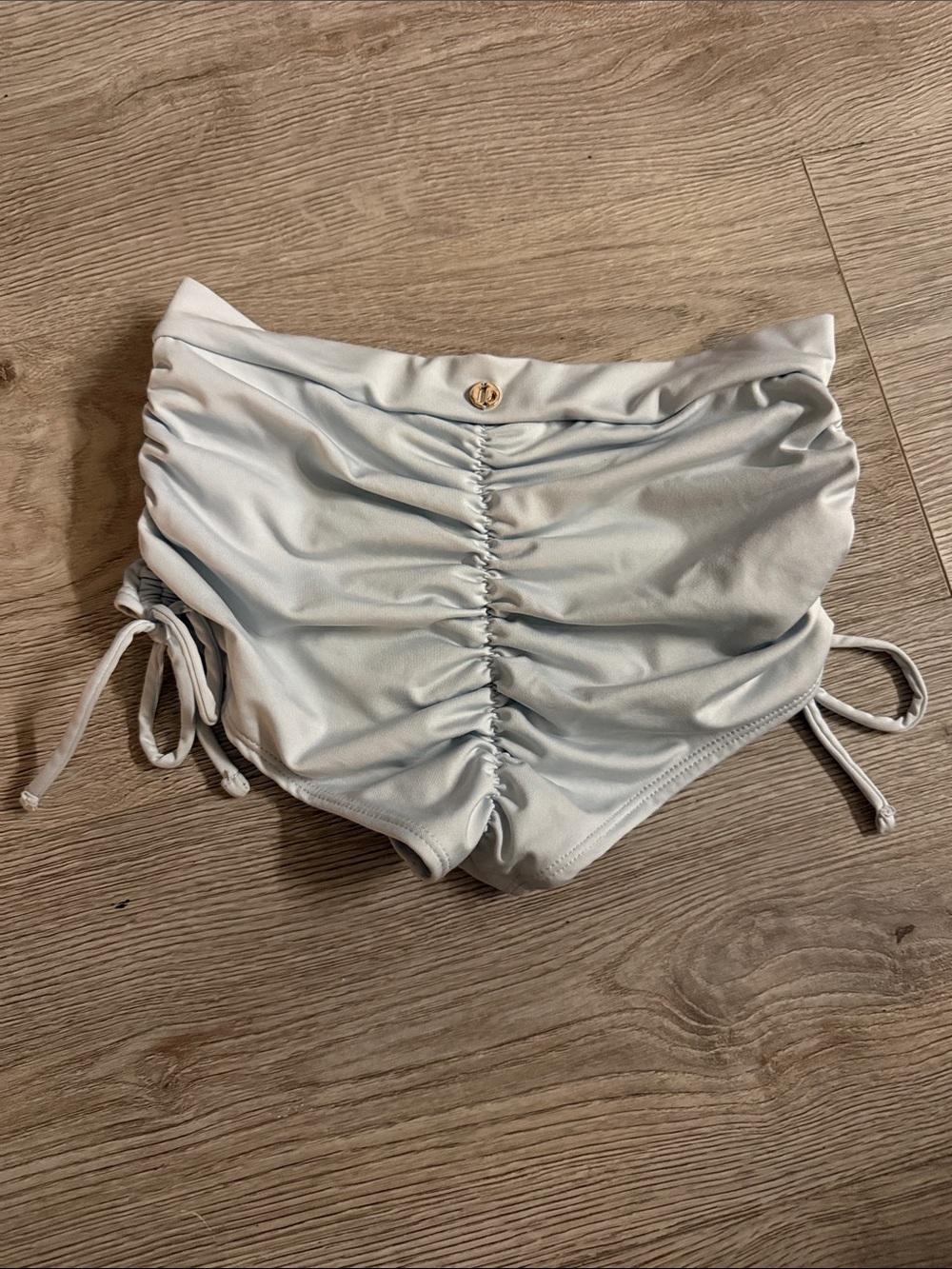 Lunalae Scrunch Butt Pole Shorts - Picture 2 of 2